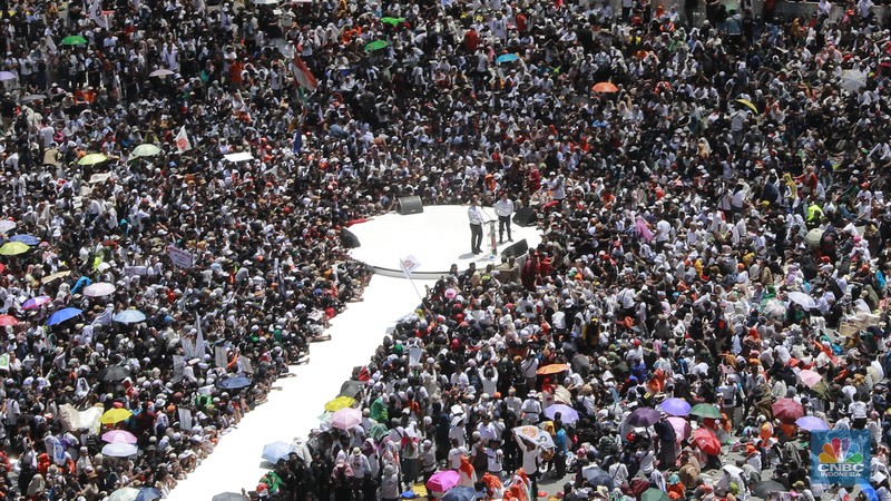 Kampanye akbar Pasangan Calon (Paslon) presiden dan wakil presiden nomor urut 01, Anies Baswedan dan Cak Imin di Jakarta Internasional Stadion (JIS), Sabtu (10/2/2024). (CNBC Indonesia/Muhammad Sabki) Kampanye akbar Pasangan Calon (Paslon) presiden dan wakil presiden nomor urut 01, Anies Baswedan dan Cak Imin di Jakarta Internasional Stadion (JIS), Sabtu (10/2/2024). (CNBC Indonesia/Muhammad Sabki)