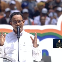 Anies Siap-Siap Nyoblos, Subuh Dulu hingga Potong Tumpeng