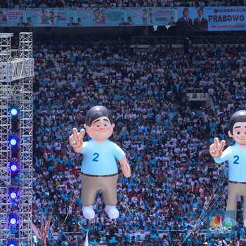 Penampakan Lautan Massa Kampanye Akbar Prabowo-Gibran di GBK
