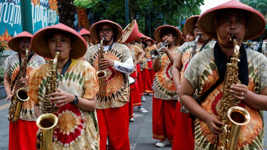 Kampanye akbar calon presiden dan calon wakil presiden nomor urut 3. Ganjar Pranowo dan Mahfud MD di Surakarta, Jawa Tengah, Sabtu (10/2/2024).(REUTERS/Willy Kurniawan)