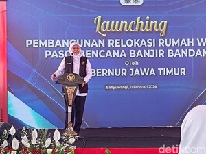 Khofifah Pamit dan Mohon Doa untuk Maju di Pilgub 2024 Bareng Emil Dardak