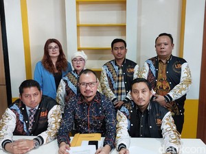 Cornelis PDIP Dilaporkan ke Bawaslu, Disebut Hina Prabowo Mirip Binatang