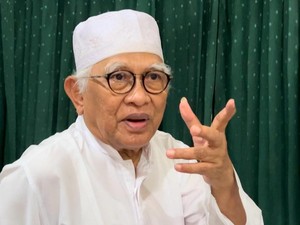 Gus Mus Kritik Pasar Rembang Semrawut: Konon Bupatinya Pengin Jadikan Mal