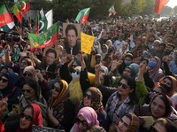 Pakistan Diguncang Demo Besar-besaran-di Ambang Kerusuhan, Ada Apa?