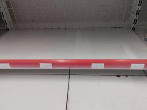 Pembelian Dibatasi, Stok Beras di Minimarket Masih Kosong