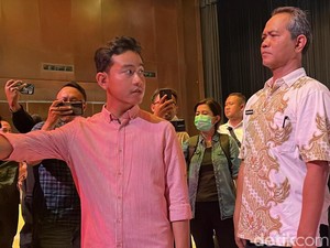 Gibran Cek Revitalisasi Taman Balekambang, Target Buka Sebelum Lebaran