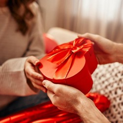 Valentine Sebenarnya Hari Pembunuhan, Kok Bisa Jadi Kasih Sayang?