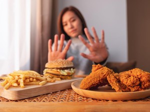 Hindari dan Jaga Hal Ini Saat Menikmati Hidangan Lebaran