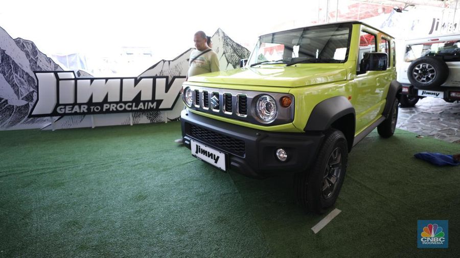 Internasional Motor Show (IIMS), Kemayoran, Jakarta, Selasa (13/2/2024). (CNBC Indonesia/Tri Susilo)