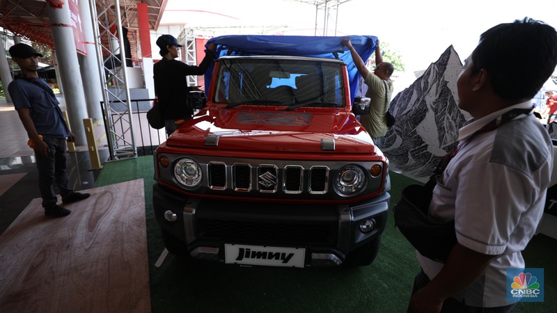Internasional Motor Show (IIMS), Kemayoran, Jakarta, Selasa (13/2/2024). (CNBC Indonesia/Tri Susilo)