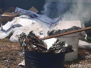 Rusak-Berlebih, 15.341 Surat Suara Pemilu 2024 di Kudus Dimusnahkan