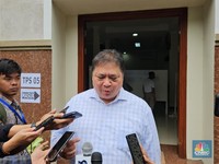 Harga Beras Mahal, Zulhas-Airlangga Rapat Antisipasi Inflasi Naik