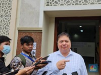 Ganti Presiden, Kartu Prakerja Lanjut!