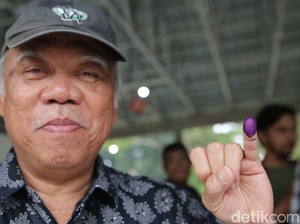 Terungkap! Alasan Menteri Basuki Suka Pakai Topi Lusuh PUPR