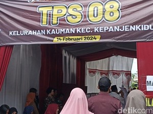 Prabowo-Gibran Unggul di TPS Wali Kota Blitar
