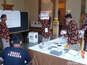 Ganjar-Mahfud Menang di TPS Sultan HB X, Disusul Prabowo-Gibran
