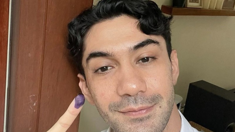 Raffi Ahmad dan Nagita Slavina nyoblos pemilu 2024. (Tangkapan layar Instagram @raffinagita1717)