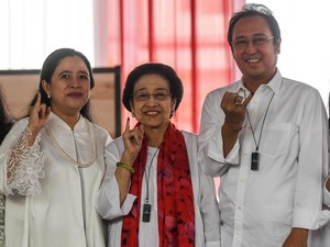 Puan Akan Nyoblos Bareng Mega di Kebagusan, Harap Pilkada Gembira