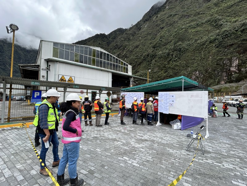 Situasi pencoblosan di Tembagapura, Area Tambang PT Freeport Indonesia, Papua. (Dok: PTFI) Situasi pencoblosan di Tembagapura, Area Tambang PT Freeport Indonesia, Papua. (Dok: PTFI)