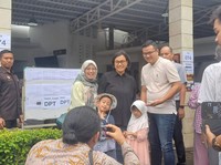 Dikepung Warga di TPS, Sri Mulyani Banjir Permintaan Selfie
