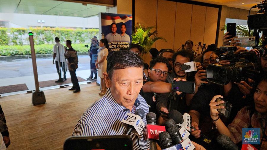 Wiranto nobar quick count di djakarta theater. (CNBC Indonesia/Novina Putri Bestari)