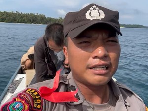 Sampan Bawa Kotak Suara Mogok di Tengah Laut Nisel, Petugas Terombang-ambing