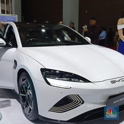 Mobil Listrik Lagi Menggila, Penjualan Naik 25% di 2024