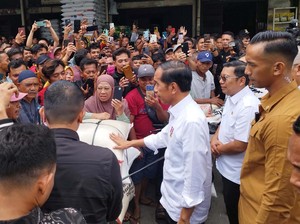 Jokowi Wanti-wanti Nasabah PNM Mekaar Tak Pakai Dana buat Beli TV