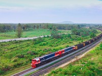 Penampakan Sangar Lokomotif 'Raksasa' Produksi AS yang Dibeli KAI