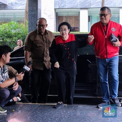 Megawati, Ganjar, Sandiaga & OSO Kumpul di Gedung High End Jakarta