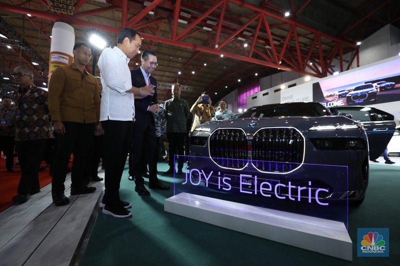 Jokowi (CNBC Indonesia/Tri Susilo)