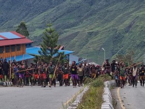 Bentrok Pendukung Caleg di Puncak Jaya, 1 Orang Tewas Kena Tembak