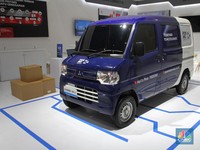 Perdana! Pabrikan Jepang Rilis Mobil Listrik Niaga di Indonesia