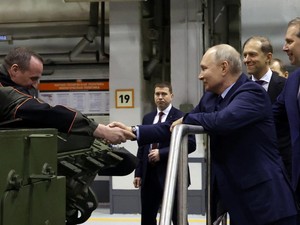 Pujian Putin ke Pasukan Rusia Usai Kuasai Kota Avdiivka Ukraina