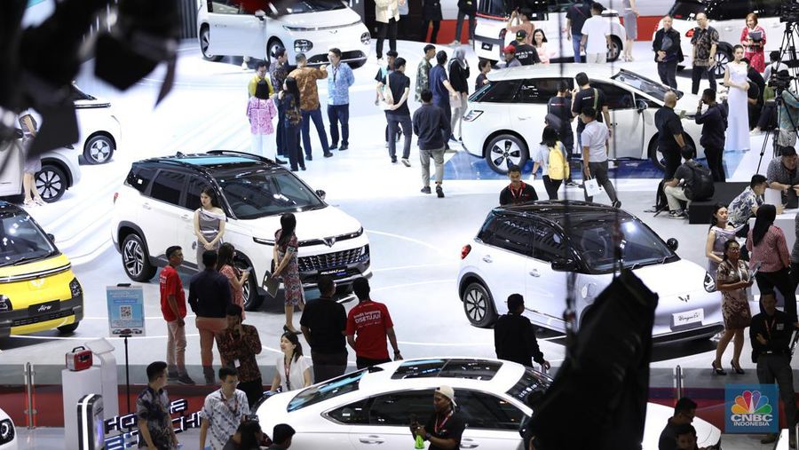 Pameran Indonesia International Motor Show (IIMS) 2024 digelar di JIExpo Kemayoran, Jakarta Pusat, pada 15-25 Februari. (²©²ÊÍøÕ¾/Tri Susilo)