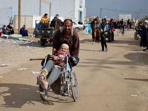 Momen WHO Evakuasi Pasien Kritis di RS Nasser Gaza