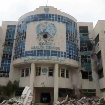 Pusat Kesehatan PBB Palestina UNRWA Hancur Diserang Israel