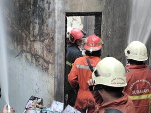 Gudang Pakaian di Surabaya Terbakar, 11 Damkar Dikerahkan