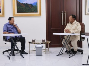 Momen Keakraban Prabowo Temui SBY Saat Silaturahmi di Cikeas