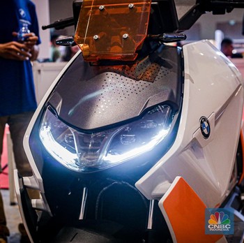 Motor Listrik Termahal Nyaris Rp 500 Juta Mejeng di IIMS 2024