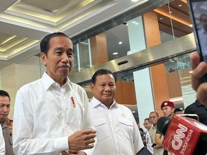 Jokowi soal Kabar Hadi-AHY Dilantik Besok: Tunggu Saja Jam 10.00