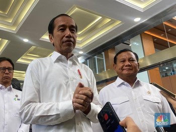 Jokowi Minta Makan Siang Gratis Prabowo Jalan di 2025, Ini Alasannya!