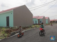 Suasana perumahan subsidi pemerintah di Kawasan, Ciseeng Kabupaten Bogor, Jawa Barat, Senin, (19/2/2024). (CNBC Indonesia/Muhammad Sabki)