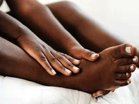 Gatal-Gatal Kaki Diabetes Ada Jenisnya, Cek Penyebab & Cara Mengatasi