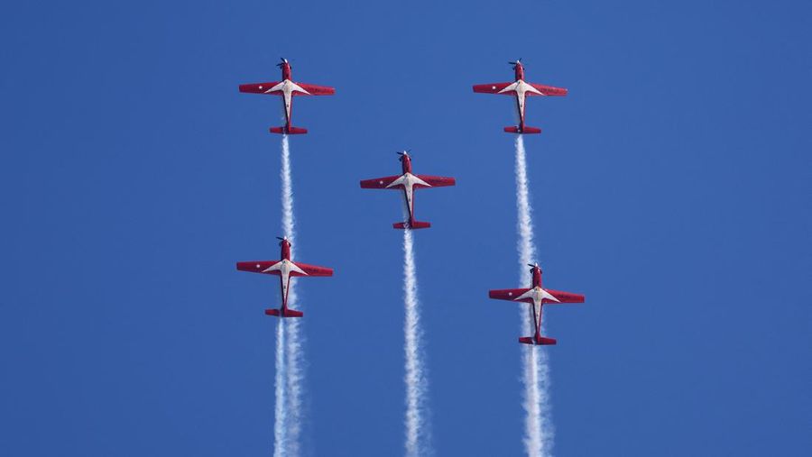 Pemandangan papan tanda Singapore Airshow menjelang acara kedirgantaraan dua tahunan di Changi Exhibition Centre di Singapura 18 Februari 2024. REUTERS/Edgar Su