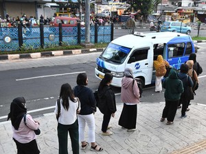 29 Rute JakLingko Tak Beroperasi gegara Sopir Demo, TransJ Tambah Armada