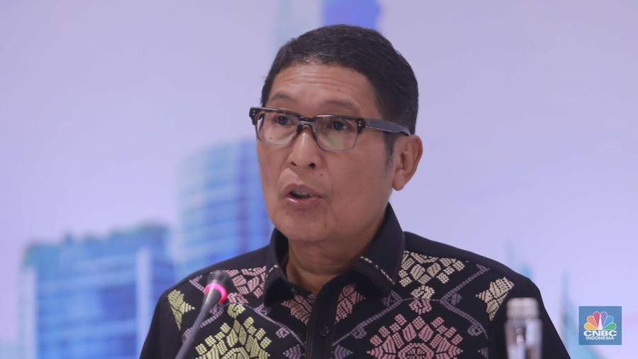 Kepala Eksekutif Pengawas Pasar Modal OJK Inarno Djajadi. (CNBC Indonesia/Muhammad Sabki)
