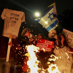 Senjata Makan Tuan, Perang Gaza Buat Israel Nambah Utang-Pajak Naik