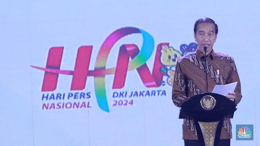 Presiden Joko Widodo memberikan sambutan dalam acara Puncak Peringatan Hari Pers Nasional 2024 di Ecovention Ancol, Jakarta pada Selasa (20/2/2024). (²©²ÊÍøÕ¾/Muhammad Sabki)