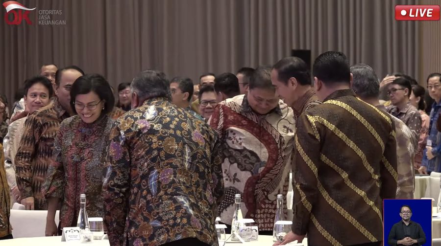 Suasana Pertemuan Tahunan Industri Jasa Keuangan 2024 di Hotel St Regis, Jakarta, Selasa, (20/2/2024). (Tangkapan layar Youtube)